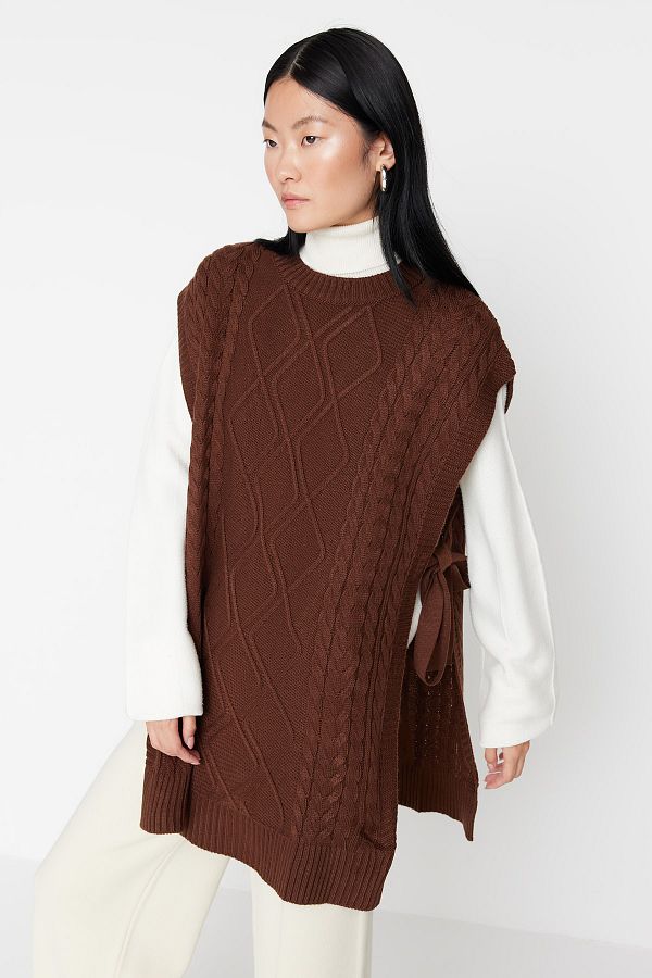 Trendyol Modest-Dunkelbrauner geflochtener Strickpullover zum Binden an der Taille TCTAW22UV0018 1