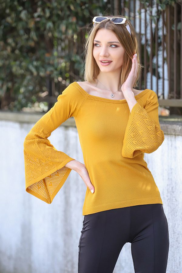 AVORWE Off Shoulder Bell Sleeve Thin Knitwear Sweater