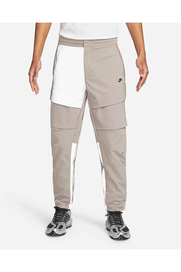 Nike sportswear tech pack cargo pants 2025