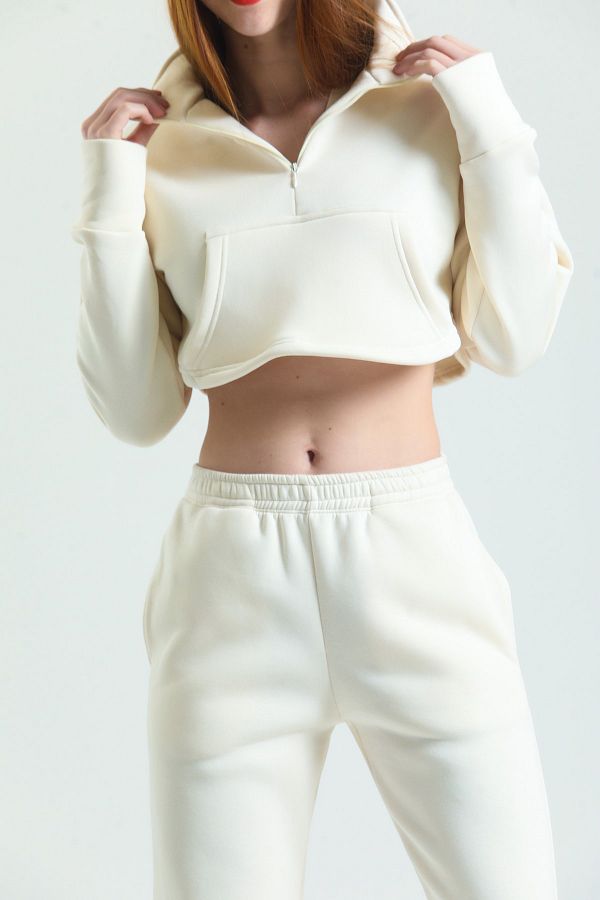 Nineteen Brand Zipper Crop Sweatshirt Trendyol