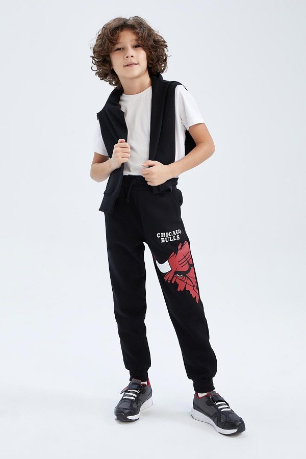 Bulls tracksuit shop