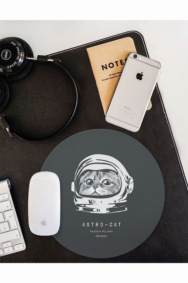 WuW-Round Non-Slip Base Mouse Pad with Astronaut Cat 1