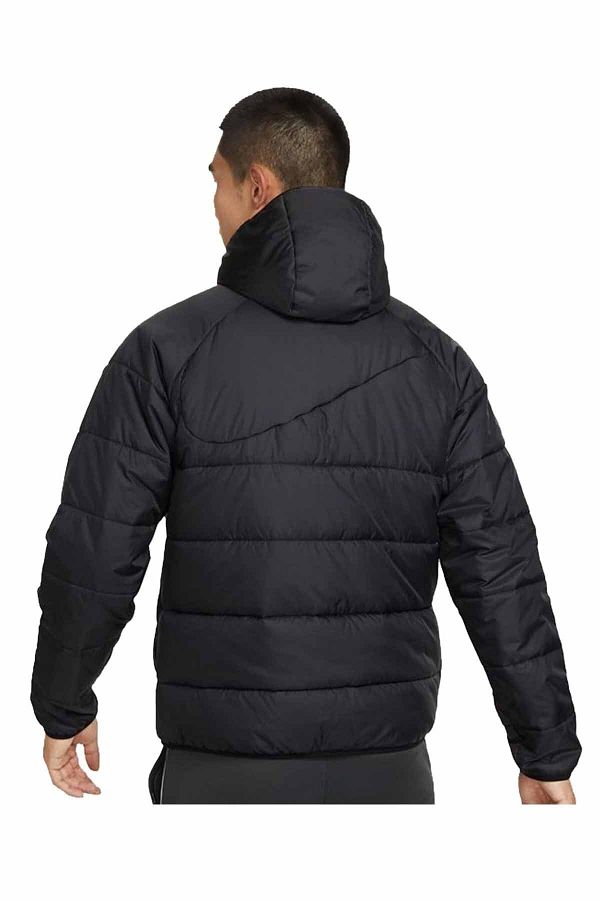 Nike hotsell men's outerwear