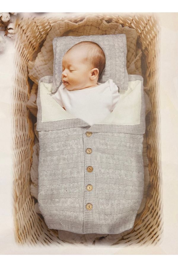 Padded baby blanket 2025