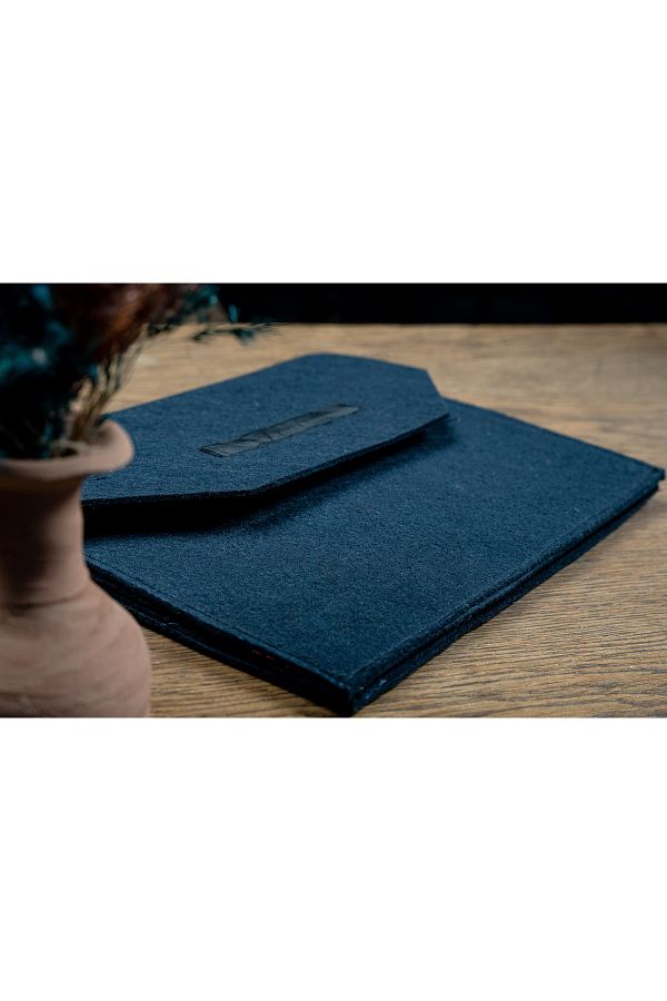SADA-Felt Document Tablet and Briefcase 1