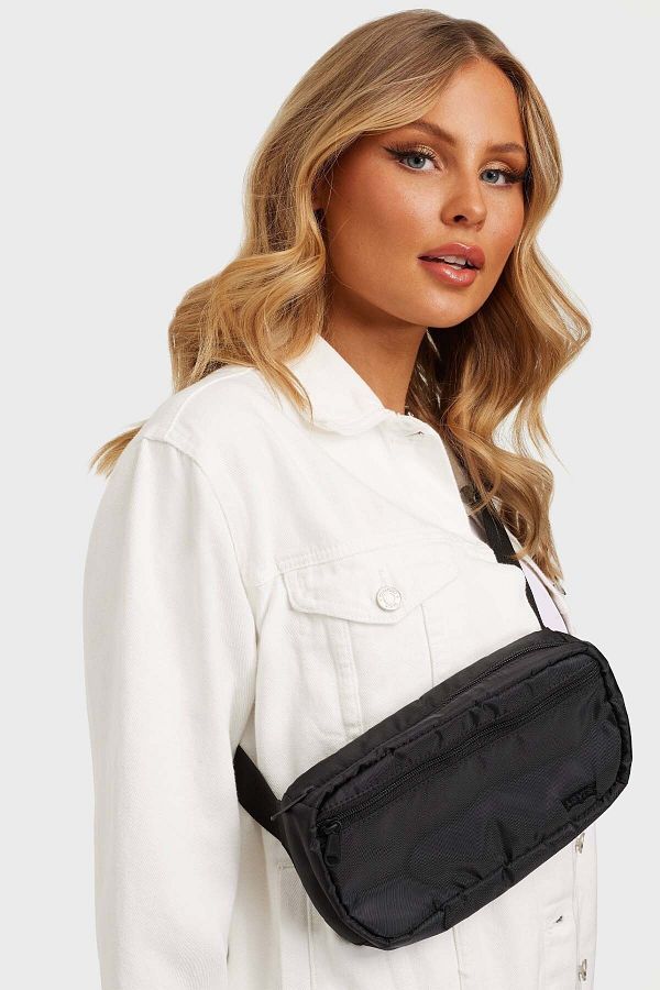 Levi's banana sling bag top