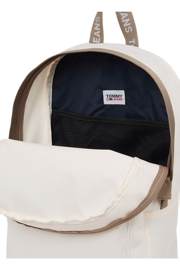 White tommy clearance hilfiger backpack