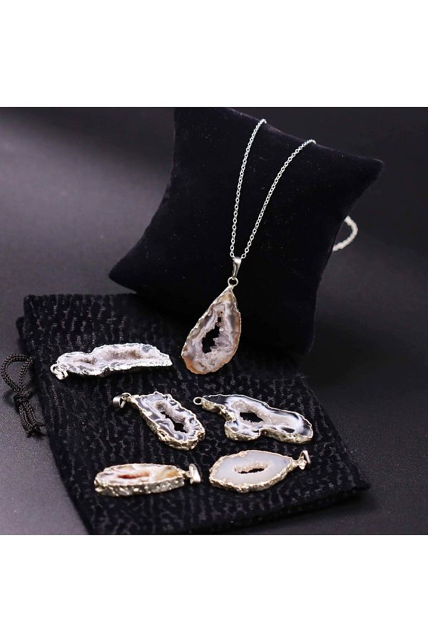MYTAKIA ACIMFH Raw Chalcedony Stone Natural Stone Necklace Trendyol