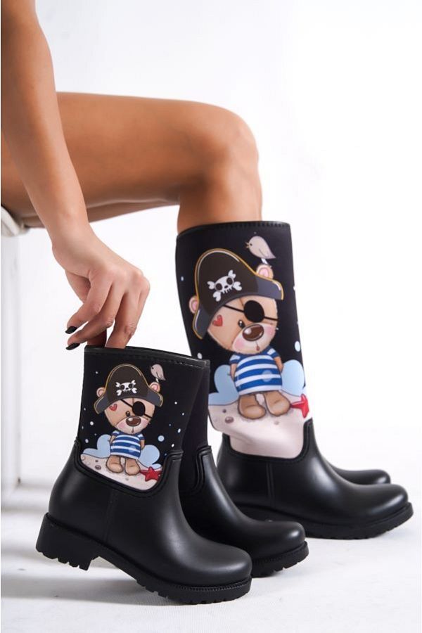 Pirate rain boots discount