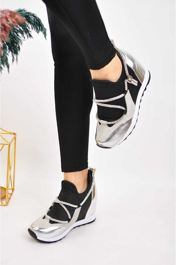 Will patent leather shoes stretch cheap