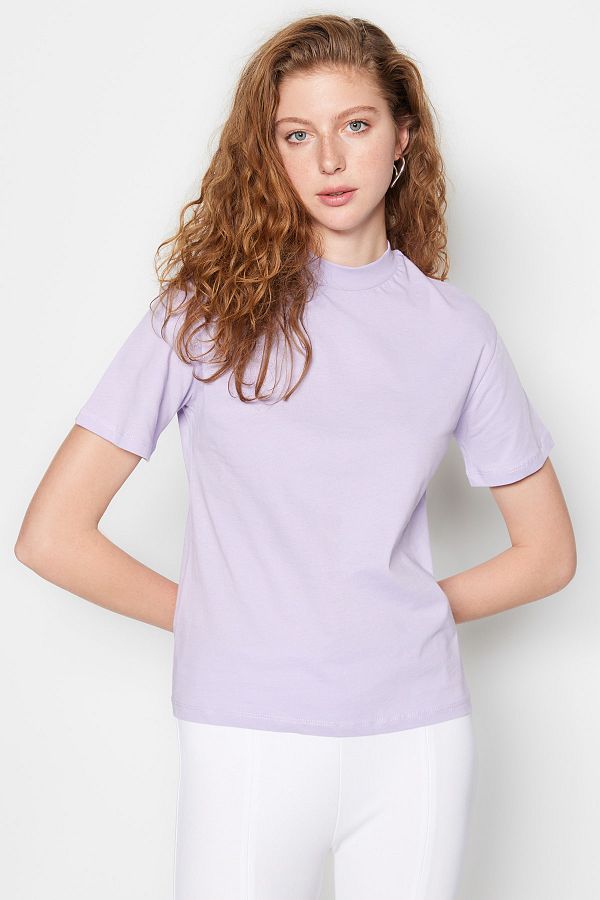 Trendyol Collection-Lilafarbenes Basic-Strick-T-Shirt aus 100 % Baumwolle mit Stehkragen TWOAW20TS0096 1