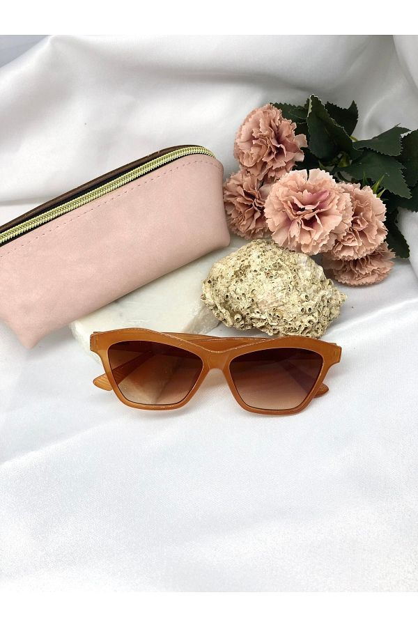 Di Caprio-Gunto Vintage-retro Cornered Cat Eye Brown Women's Sunglasses 1