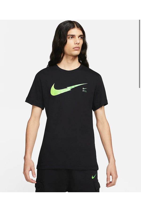 Nike sport t shirt price shop