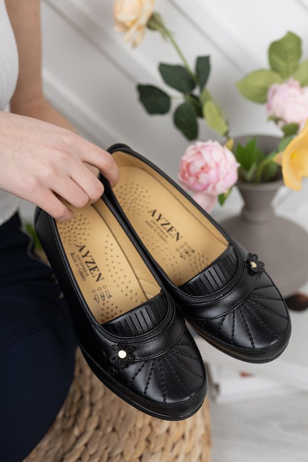 Moth3r shoes 2025