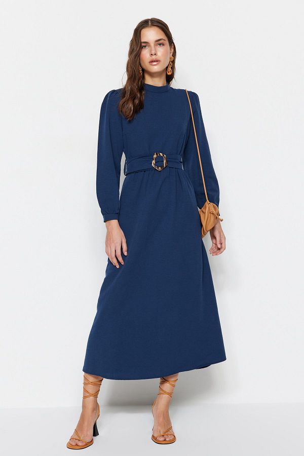 Trendyol Modest-Rochie țesută cu aspect de in albastru bleumarin, cu curea, guler ridicat TCTSS23EB00018 1