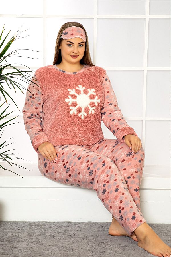 Nisanca Plus Size Women s Fleece Plush Pajama Set Trendyol