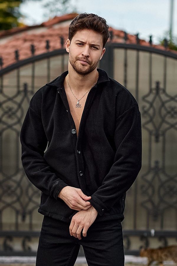 Riowela Men s Black Thick Plush Buttoned Boyfriend Shirt Jacket Trendyol