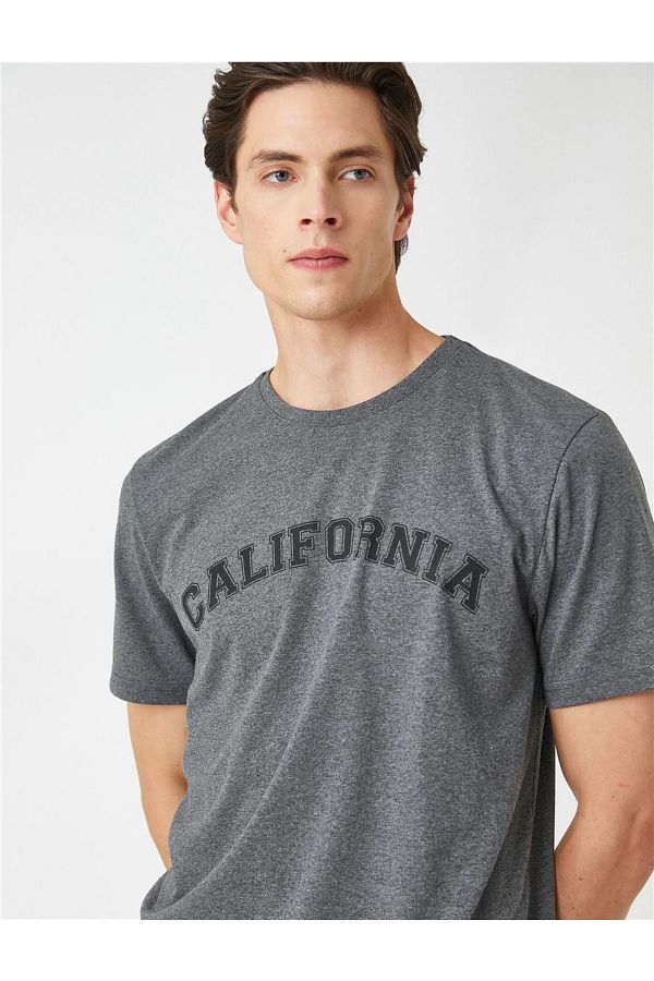 Koton-3sam10258hk 044 Graues Herren-T-Shirt aus Baumwolljersey 1