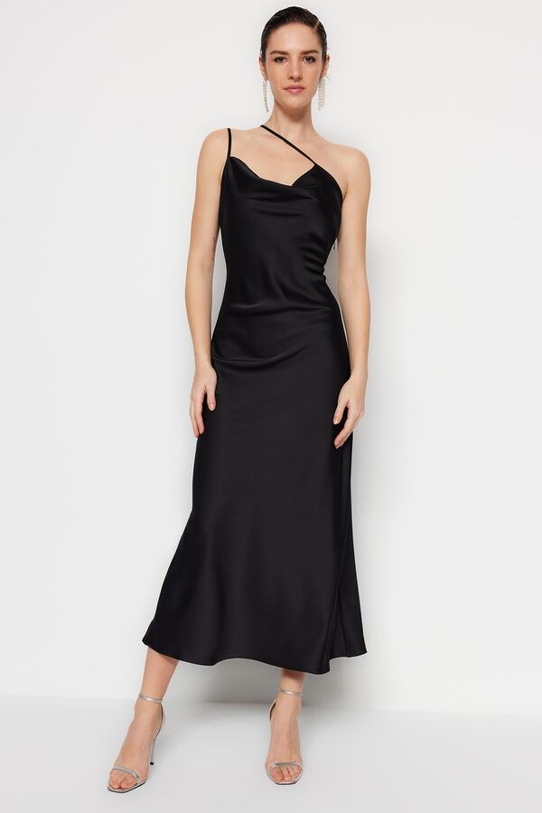 Trendyol Collection-Czarna tkana satynowa długa suknia wieczorowa TPRSS23AE00109 1