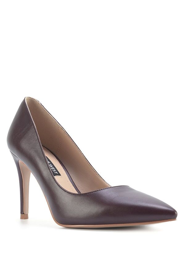 Nine west burgundy heels on sale