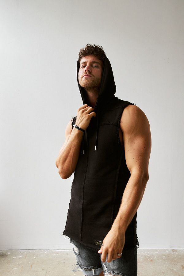 Men's sleeveless hooded t shirt sales