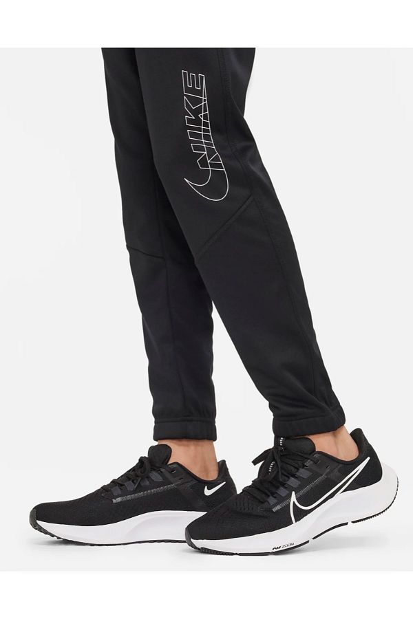 Nike therma gfx jogger pants best sale