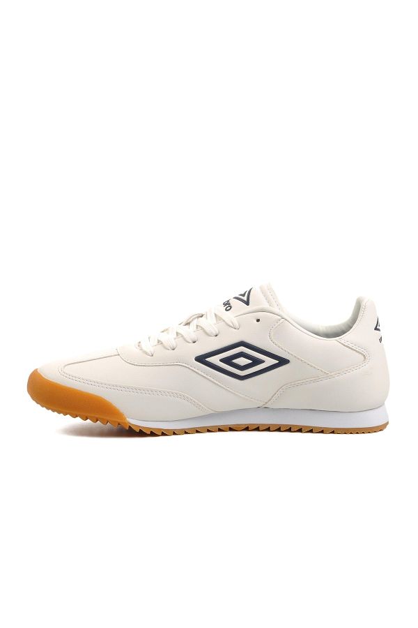 Umbro 5v5 White black Men s Sneakers Trendyol
