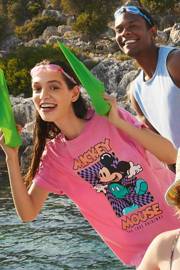 Defacto Cool Oversize Fit Disney Mickey \u0026 Minnie Crew Neck 100% Cotton T- Shirt- Trendyol