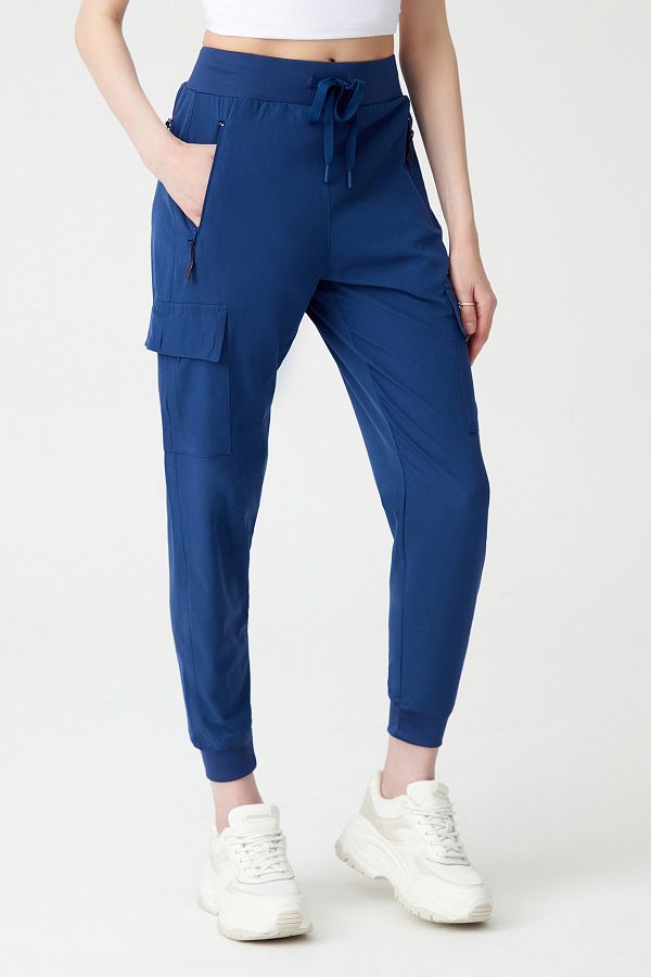 Los Ojos-Marineblaue Cargo-Jogginghose für Damen mit Taschen, elastischem Bund und Cargo-Beinen 1