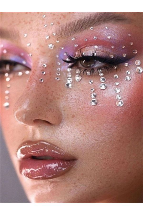 CERSAL-Body And Face Stone/euphoria Maddy Make Up Tutorial 1
