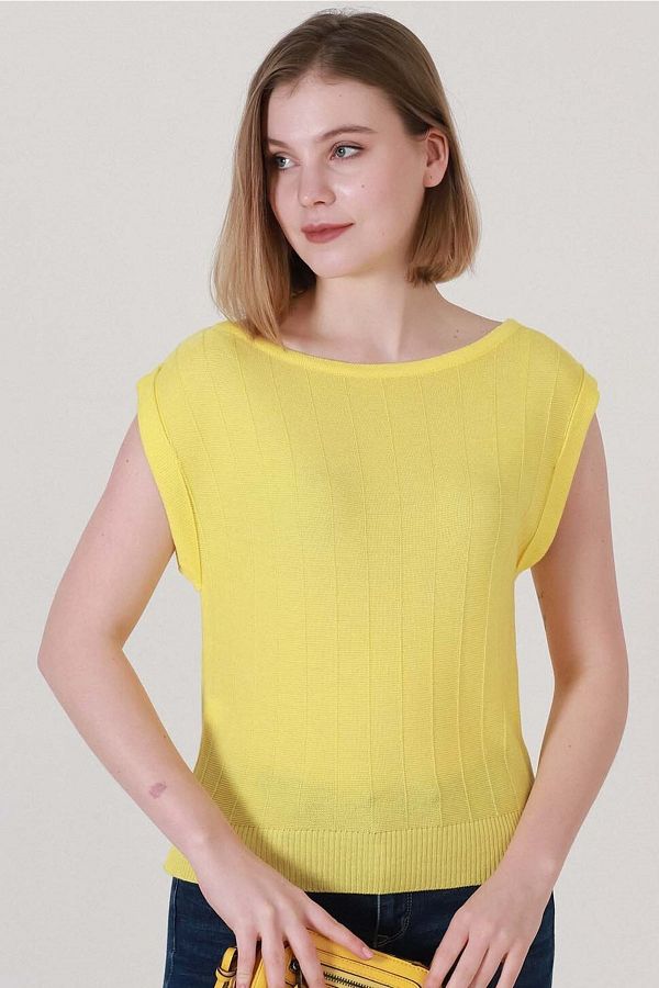 VEGENZE Women s Yellow Boat Neck Zero Sleeve Summer Fine Knitwear Blouse Trendyol