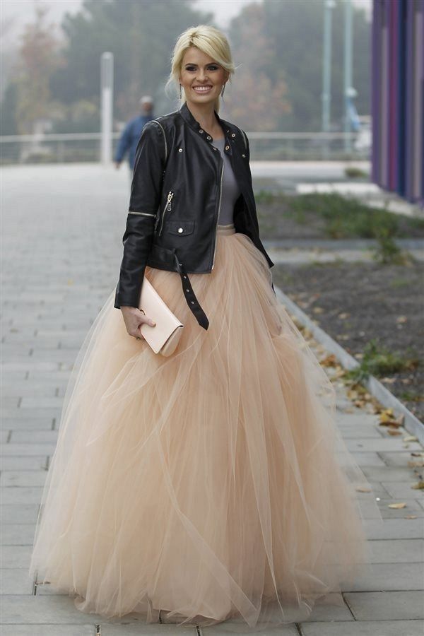 Long tulle skirt cream online