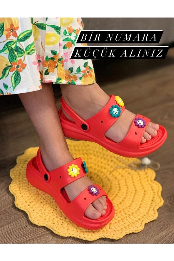 M A MONDO Eva Plastic Red Sandals Trendyol
