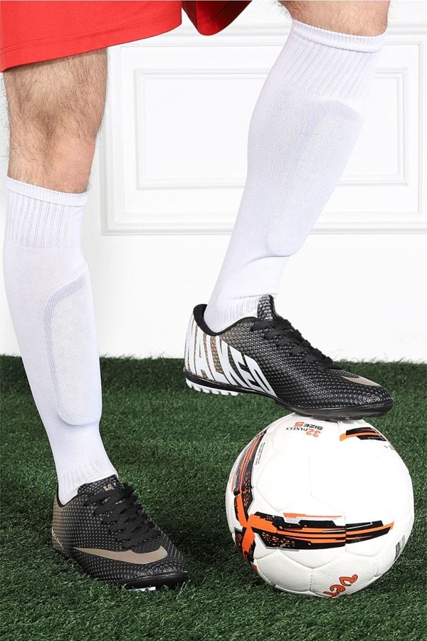 Studless football boots store