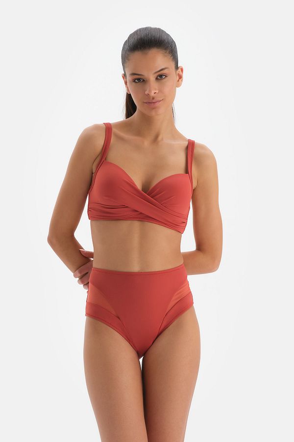 Dagi-Bikinioberteil mit Fliesenbesatz 1