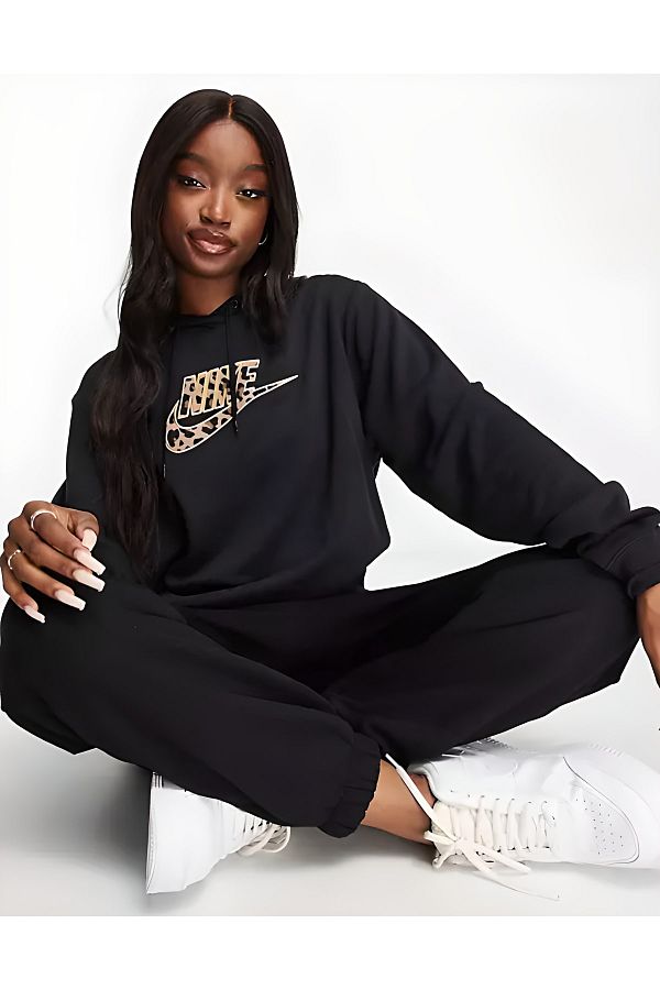 Nike Sportswear Animal Print Logo Fleece Sweatshirt Trendyol