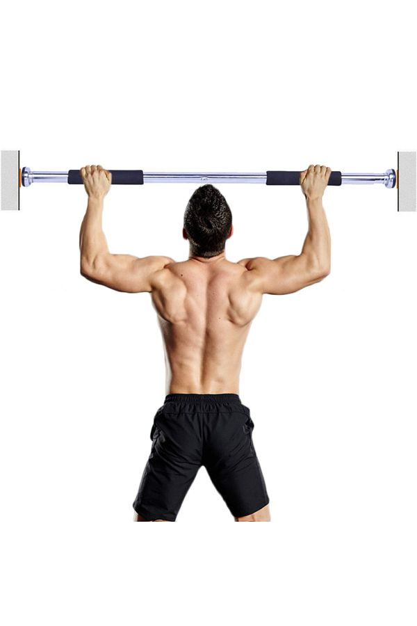 Corridor pull up bar outlet