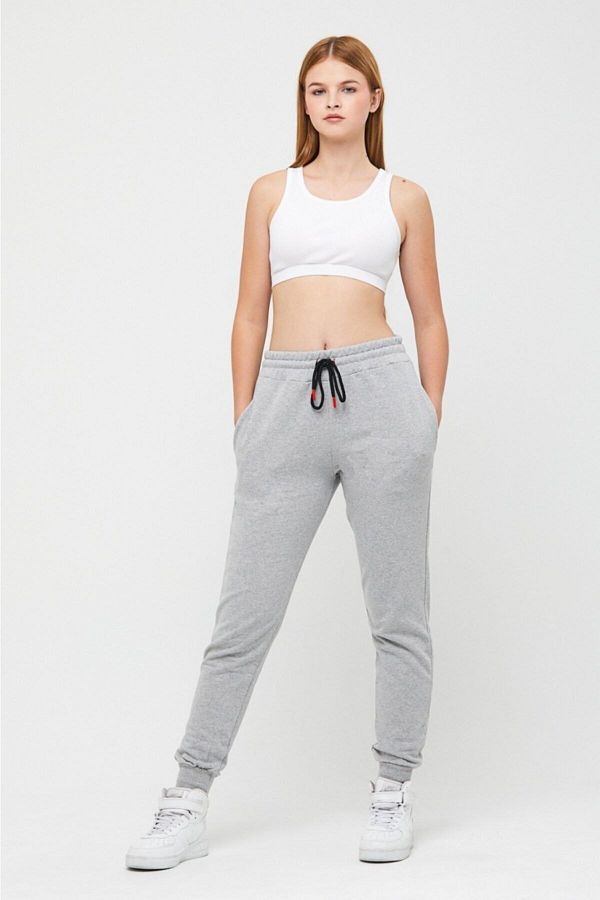 İnsane Minds-Women's Light Gray Slim Fit Tracksuit with Elastic Legs 1