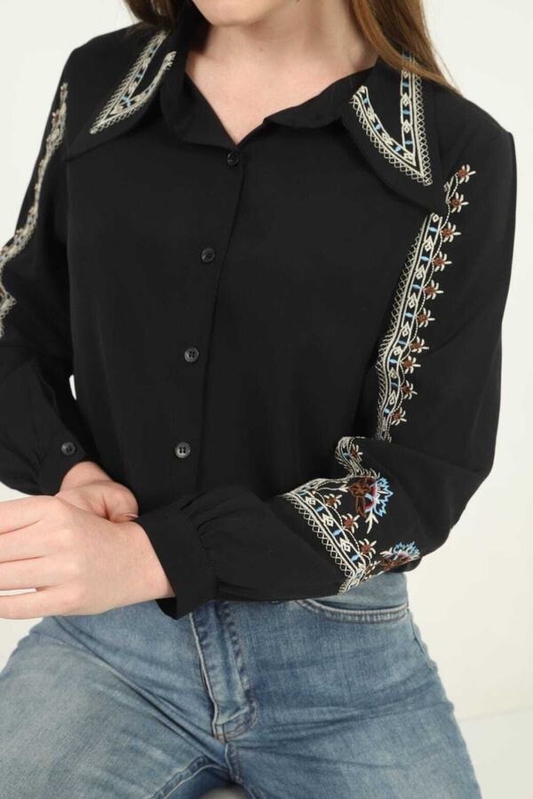 TRENDBUTİKOFFİCİAL Shirt Embroidered Collar