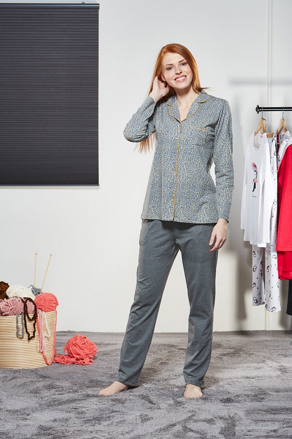 PJS-Women's Gray Leopard Cotton Buttoned Pajamas Set 1
