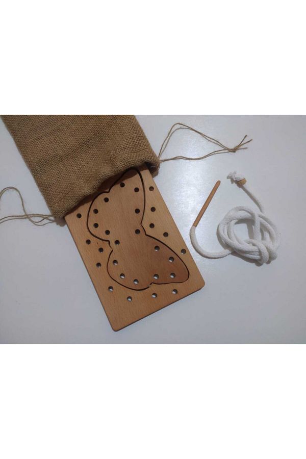 Montessori Gemisi-Threading Puzzle - Butterfly 1