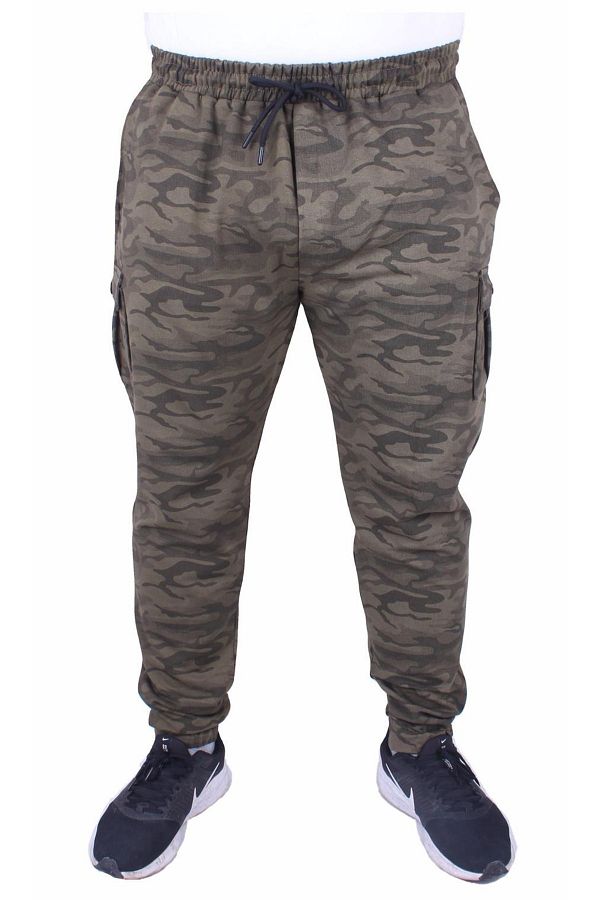 Plus size camo sweatpants deals