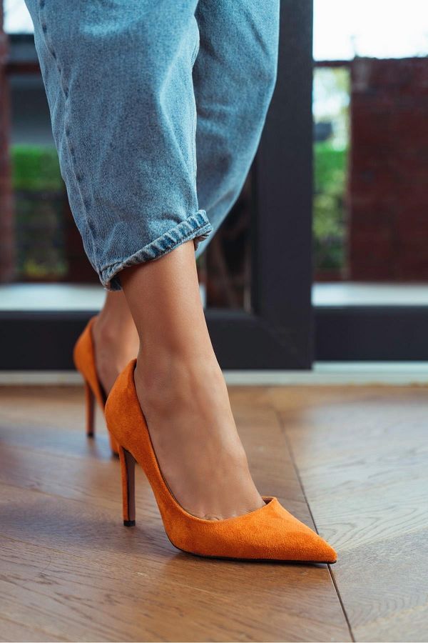 N ANTA I SHOES Vanessa Orange Suede Pointed Toe Women s Stiletto Trendyol
