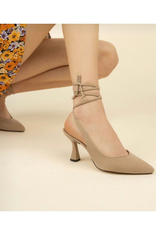 Cream shoes heels deals
