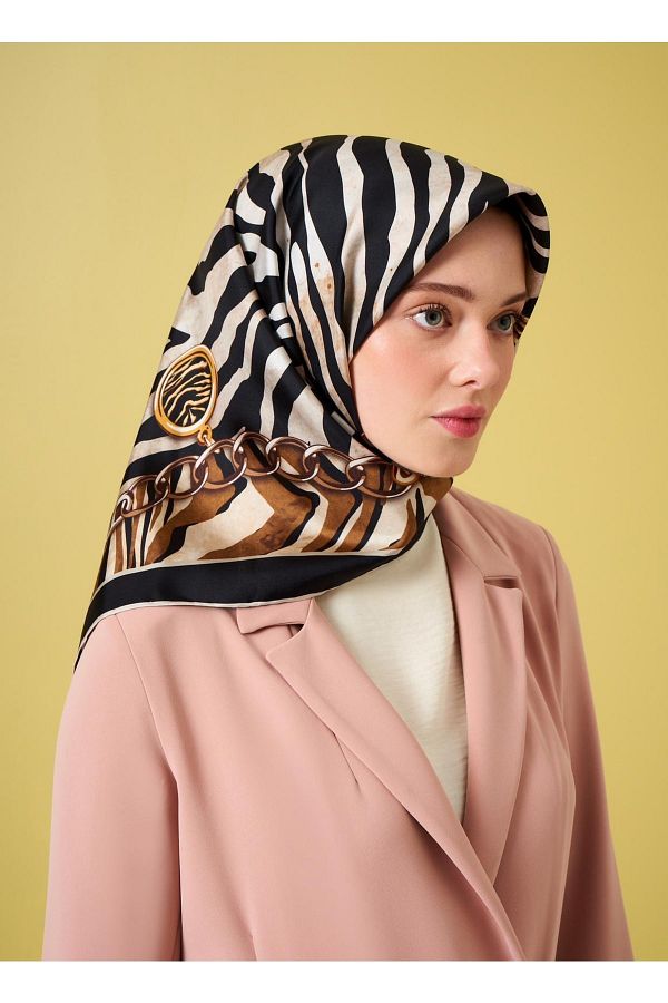 Levidor-Silk Scarf Twill Black Mink Gold Zebra Chain Pattern 1