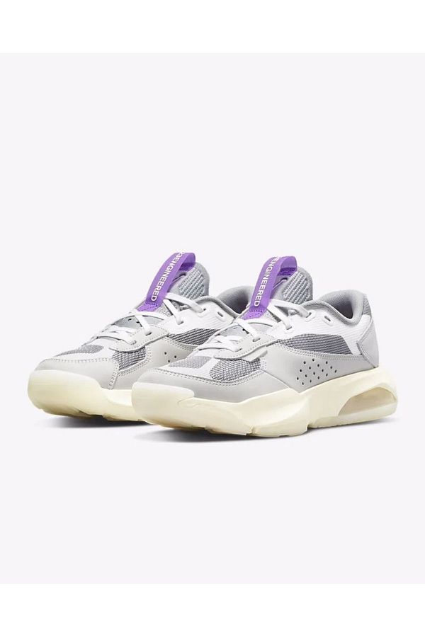 Basketball shoes hotsell under 110