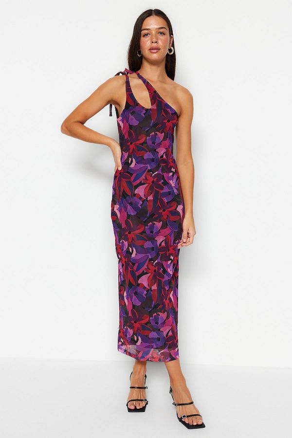 Colored pencil dress shop