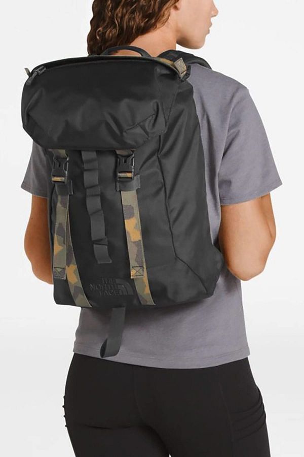 The north face lineage pack 20l clearance