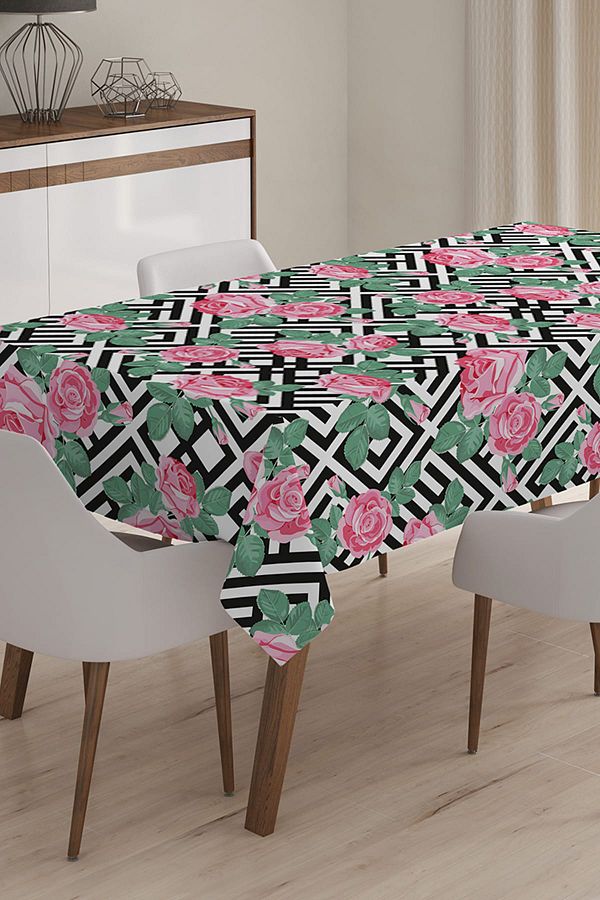 Realhomes-Flower Patterned Digital Printed 3D Tablecloth - 140 x 180 cm 1