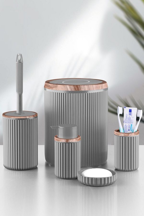 Eminem-5 Piece Acrylic Luxury Bathroom Set 1